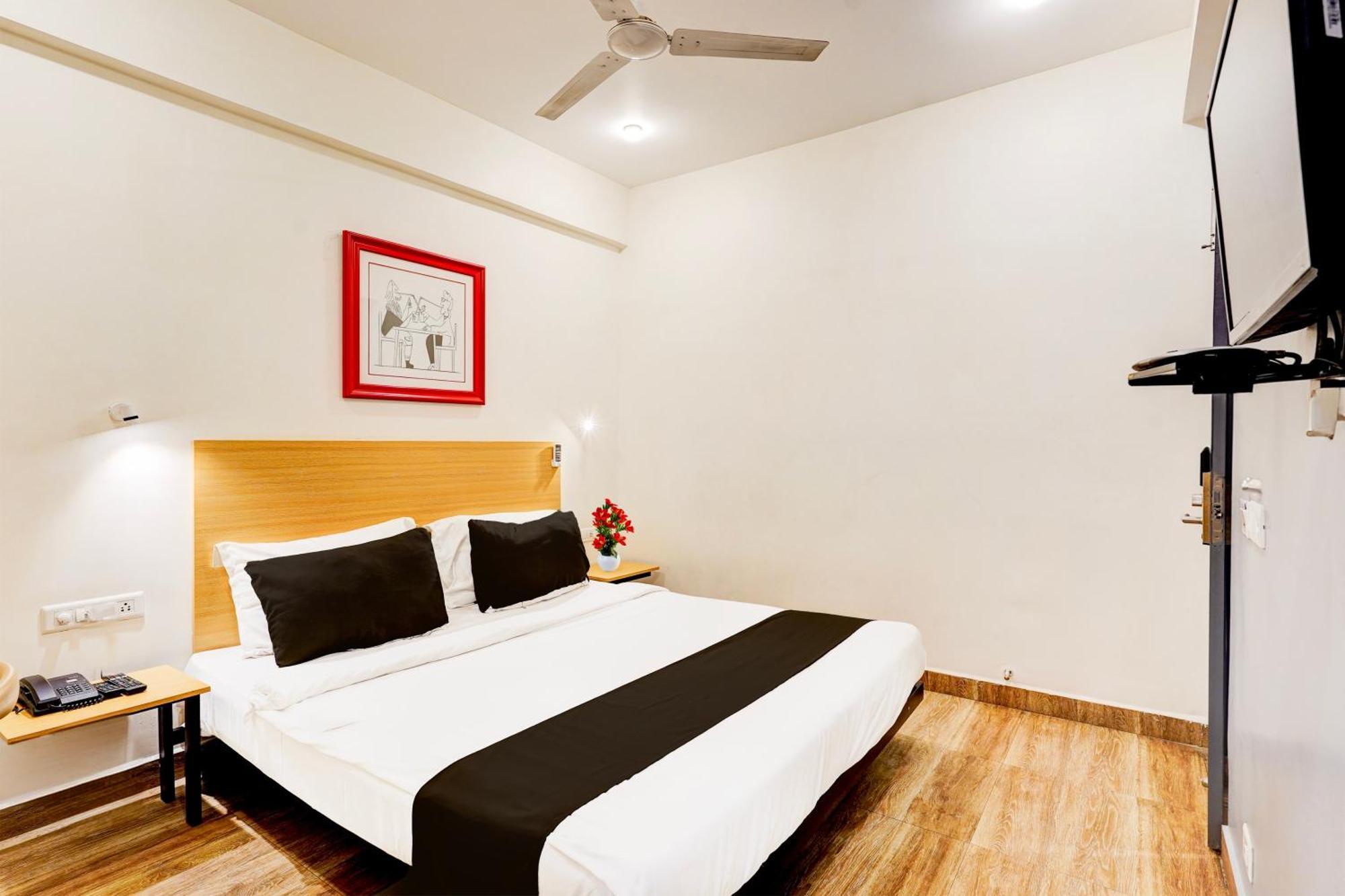 فندق Super Townhouse تيروباتي المظهر الخارجي الصورة