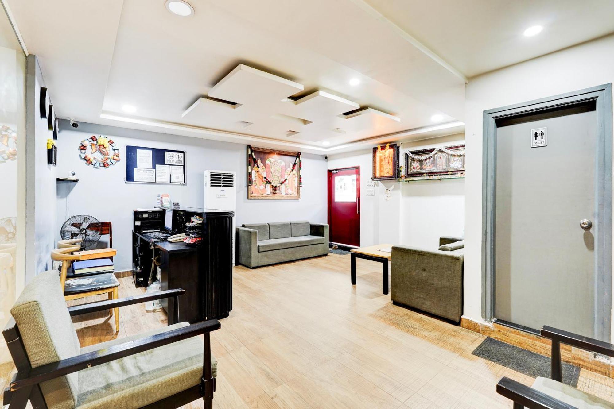 فندق Super Townhouse تيروباتي المظهر الخارجي الصورة